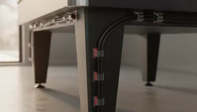 Ordnung unterm Airhockey-Tisch: Kabelclips
