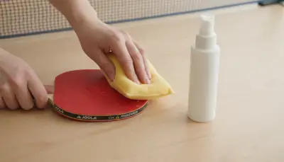 Tischtennisschläger richtig reinigen: Tipps